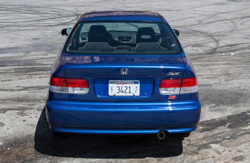 Illustration for article titled What The Perfect No-Mileage 1999 Honda Civic Si Is Like To Drive Today